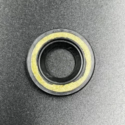 Сальник Yamaha (93101-16M36 ; 93101-16M01) (16x30x5) (PREMARINE)