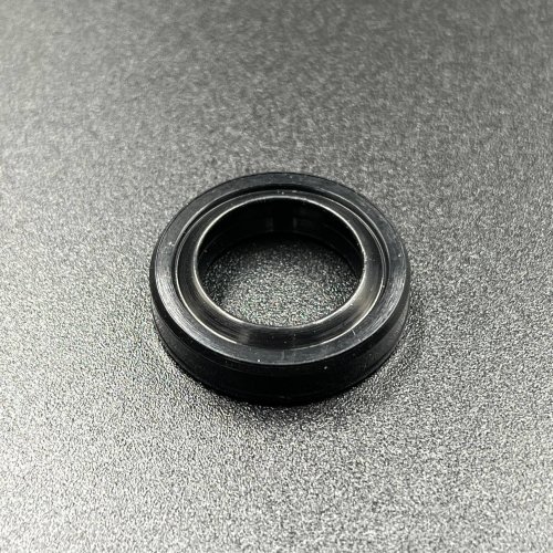 Уплотнение штока гидроподъемника Yamaha 40-225 (Premarine)