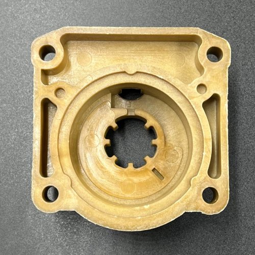 Корпус помпы охлаждения Yamaha 25-30, F20-25 (Premarine)