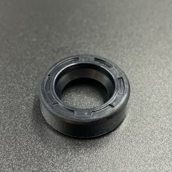 Сальник гребного вала Yamaha F2-F6 (13x22x7) (Yamaha)