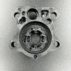 Корпус помпы охлаждения Yamaha 30D (Omax)