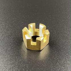 Гайка крепления гребного винта Yamaha 40-90, F45-100 (Omax)