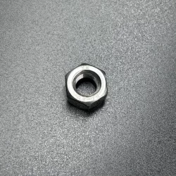 Гайка самоконтрящаяся Yamaha M8-1,25 НЕЙЛОН (Yuelang)