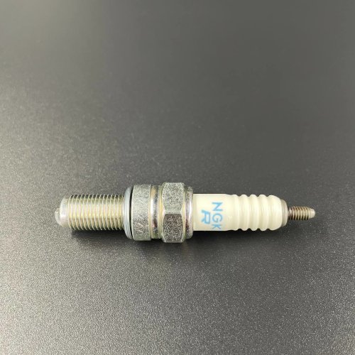 Свеча зажигания 1275 CR8E (NGK)