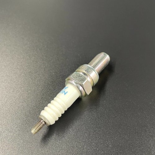 Свеча зажигания 1275 CR8E (NGK)