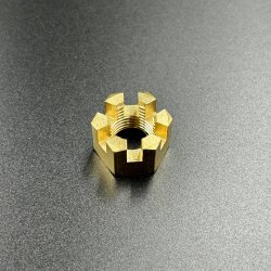 Гайка крепления гребного винта Yamaha 20-30, F20-25 (KACAWA)