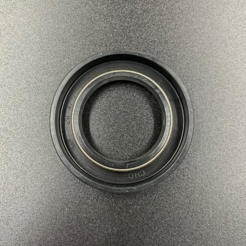 Сальник Yamaha (93102-28135; 93101-28M19) (28x47x7) (Osaka)