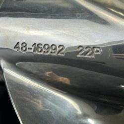 Гребной винт Mercury Laser II (13-1/2х22R) Стальной
