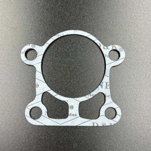 Прокладка под основание помпы охлаждения Yamaha 25-70 (Sinera)