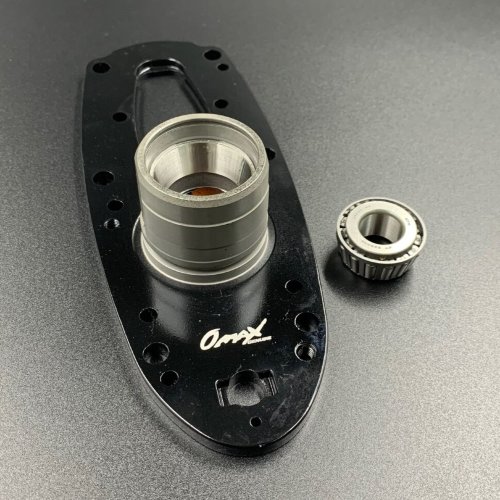 Основание помпы охлаждения Suzuki DT25-30 (Omax)