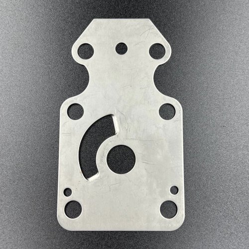Пластина помпы охлаждения Yamaha F8-20 (Omax)