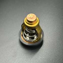 Термостат Suzuki DF90-300, DF70A-90A (71 °C) (Omax)