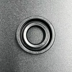 Сальник Yamaha (93101-13M11) (13x25x6) (Kacawa)