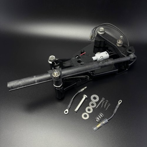 Кронштейн реверса в сборе MERCRUISER 4Cyl 3.0L, V6 4.3L, V8 5.0L and 5.7L