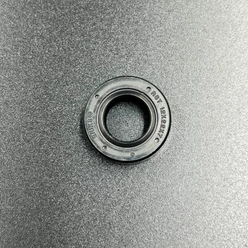 Сальник Yamaha картера F6-9,9;тяги реверса F300-350 (12x22x7)(PREMARINE)