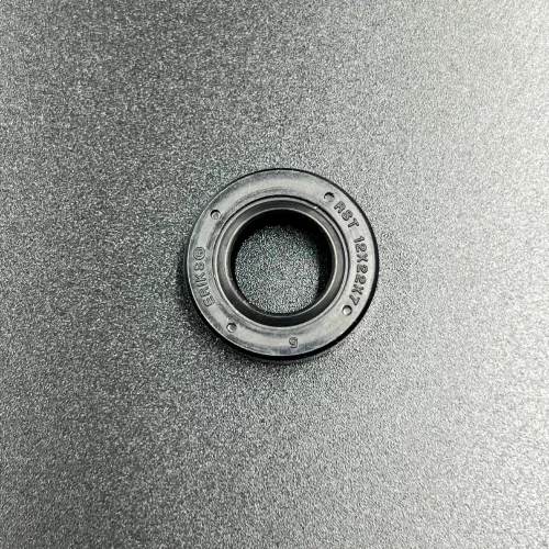 Сальник Yamaha картера F6-9,9;тяги реверса F300-350 (12x22x7)(PREMARINE)
