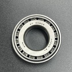 Подшипник шестерни переднего хода роликовый Yamaha 9.9-30, F8-45 (Yamaha)