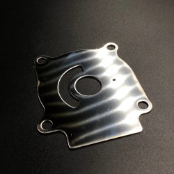 Пластина помпы охлаждения Suzuki DT20-40, DF25-50 (Kacawa)