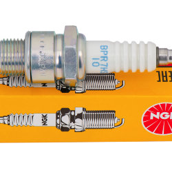 Свеча зажигания NGK BPR7HS-10 Japan