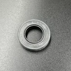 Сальник Yamaha (93102-20M25; 93102-20M15) (20x36x7) (Yamaha)