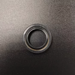 Уплотнение гидроподъемника Yamaha 55-90 (Omax)