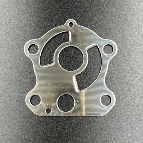 Пластина помпы охлаждения Yamaha 75-90 (Omax)