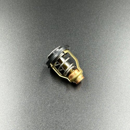 Термостат Suzuki DF90-300, DF70A-90A (60 °C) (Omax)