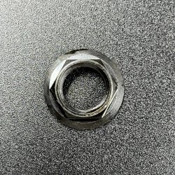 Гайка крепления пиньона Yamaha 20-30, F20-25 (WUHU)