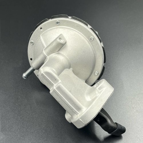 Топливный насос механический 7.4L, 8.2L (JSP)