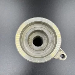Корпус сальников коленвала Yamaha 40 (Yamaha) (БУ)