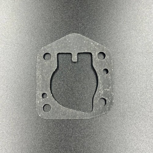 Прокладка под пластину помпы охлаждения Suzuki DF8-20(A) (Premarine)