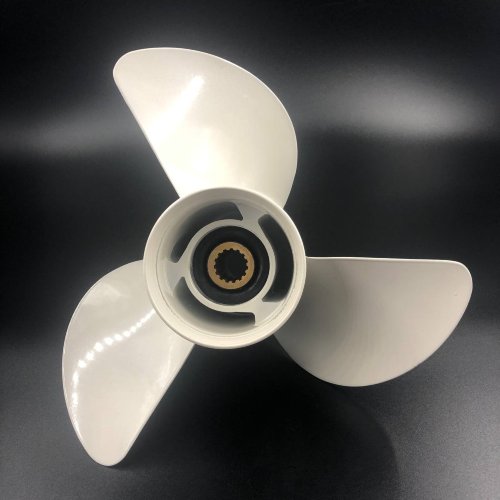 Гребной винт Yamaha 60-140, F70-F130 (3x13x18)
