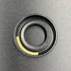 Сальник Yamaha (93102-20M25; 93102-20M15) (20x36x7) (Omax)