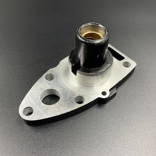 Основание помпы охлаждения Yamaha E5D-E8D (PREMARINE)