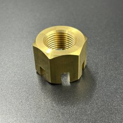 Гайка гребного винта Suzuki DT40-60 (Osaka)
