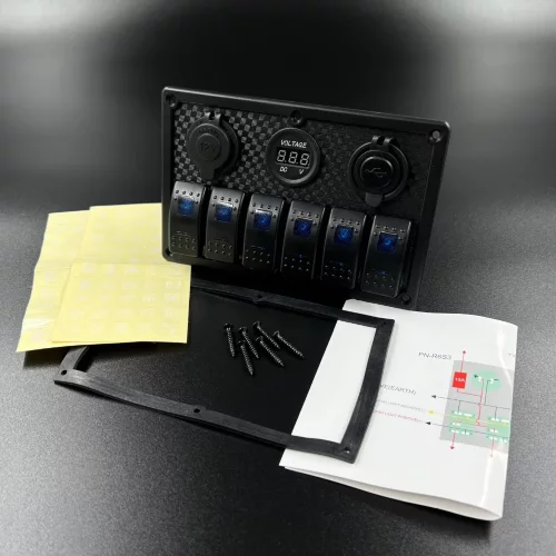 Панель управления (6 тумблеров вкл/выкл, 2 USB, розетка 12V, вольтметр) (PREMARINE)