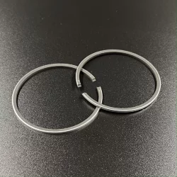 Кольца поршневые, комплект на один поршень Yamaha 30D (0.25mm) (Omax)