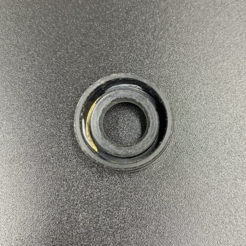 Сальник Yamaha (93101-10M25; 93102-10800 ) (10.8x21x7) (Osaka)