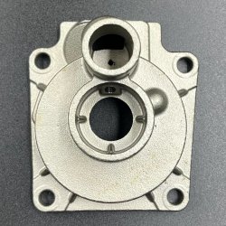 Корпус помпы охлаждения Suzuki DT20-40, DF40-50 (Yuelang)