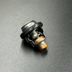Термостат Suzuki DT9.9-40, DF9.9-70 (60 °C) (Sinera)