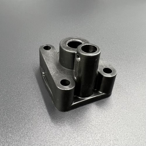 Корпус помпы охлаждения Yamaha 4-5 (RT)