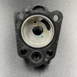 Корпус помпы охлаждения Suzuki DF2.5 (до 2012г.в.) (Suzuki)