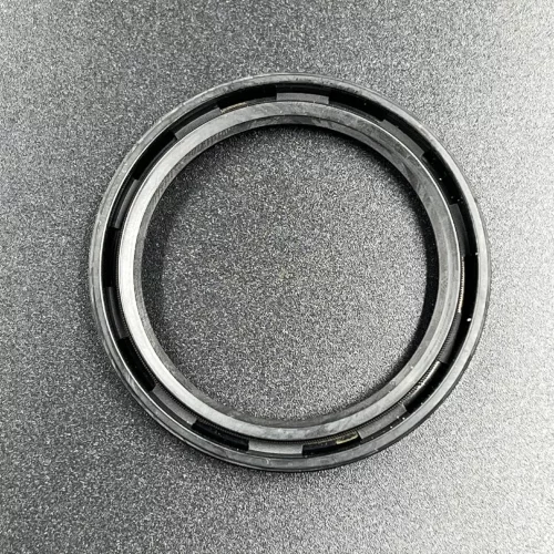 Сальник Yamaha (93102-40M38; 93102-40M14) (40x52x6) (Omax)