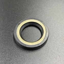 Сальник редуктора Suzuki DT 75-85 (20x32x5) (Osaka)