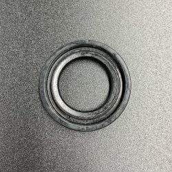 Сальник редуктора Suzuki DT 75-85 (20x32x5) (Osaka)