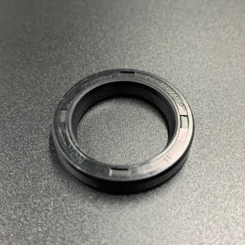 Уплотнение гидроподъемника Yamaha 100-250, F95-275 64E-43898-00 (Yamaha)