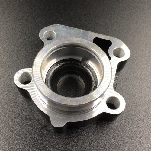 Основание помпы охлаждения Yamaha 60-90, F75-100 (PREMARINE)