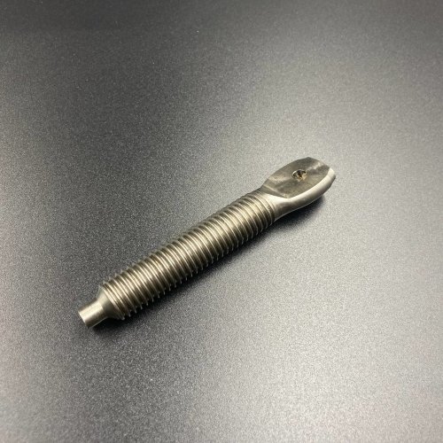 Винт крепления двигателя Yamaha 2-5 (Premarine)