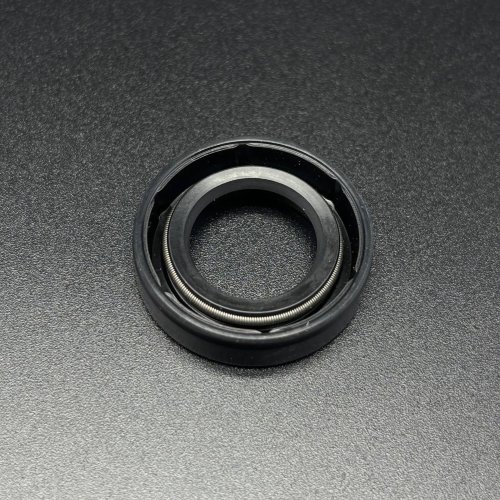 Сальник помпы Mercruiser 530, 636 D-TA; CMD 2.8, 4.2L; D2.8, 3.0, 3.6, 4.2L (Quicksilver)