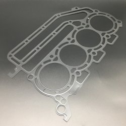 Прокладка под головку Suzuki DF100-140(A) (Suzuki)